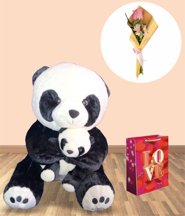 PANDA CON CRÍA