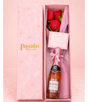 CAJA DE 3 ROSAS CON RICCADONITA